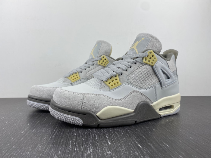 Air Jordan 4 Retro SE Craft Photon Dust DV3742-021