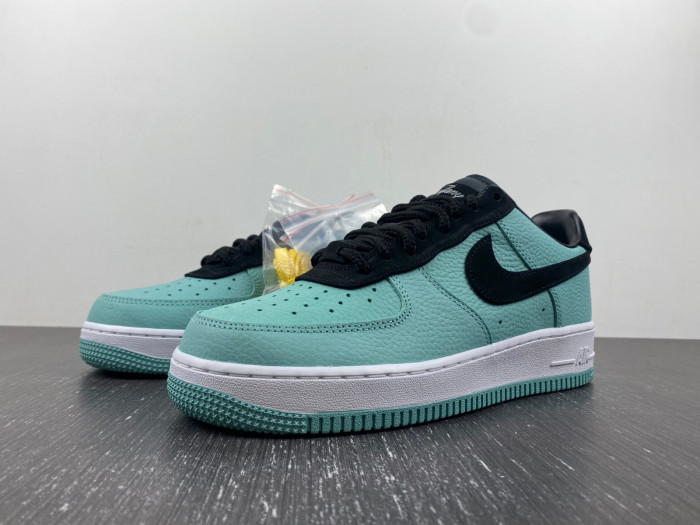 nike air force 1 low sp T*f*ny and co. dz1382-900