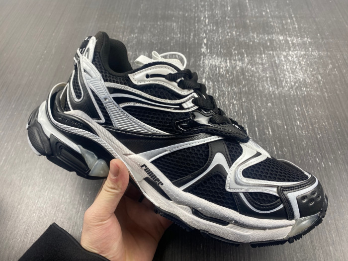 BLCG RUNNER SNEAKER 779066-W3RBXP-0213