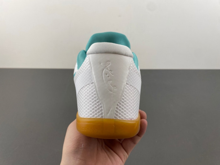 Nike Kobe 11 EM Low Summer Pack 836184-103