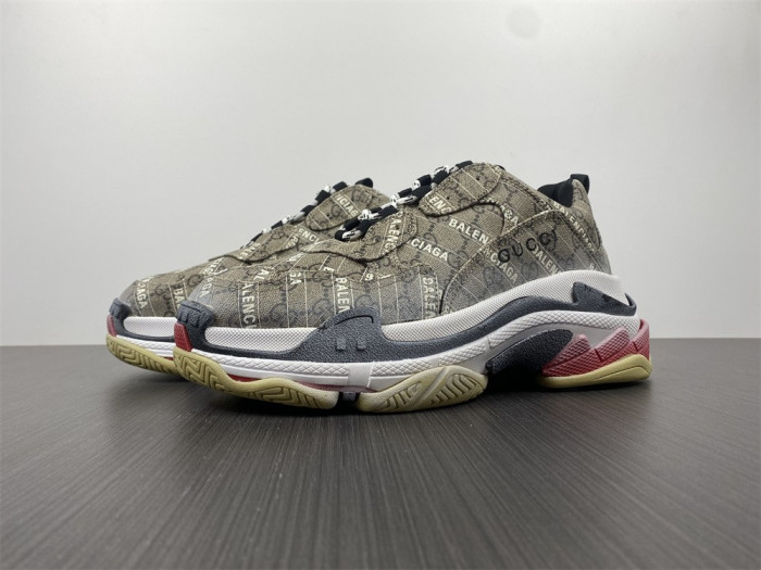 BLCG Sneaker Triple.s.Gomma 677192 ULZ10 9795