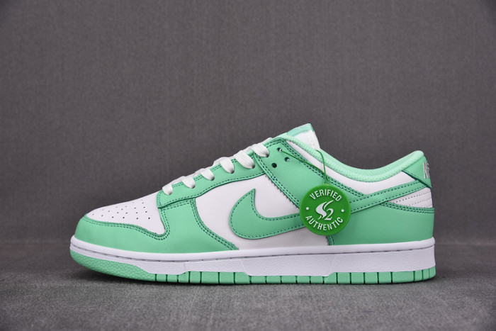 Nike Dunk Low Green Glow (W) DD1503-105