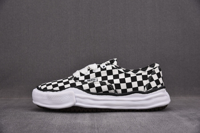 MAISON MIHARA YASUHIRO SNEAKER