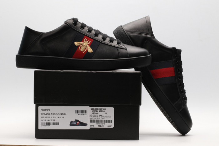 Gu66 Ace Embroidered Low-Top Sneaker