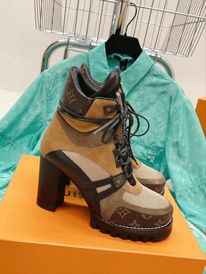 lou1su1tt Boots