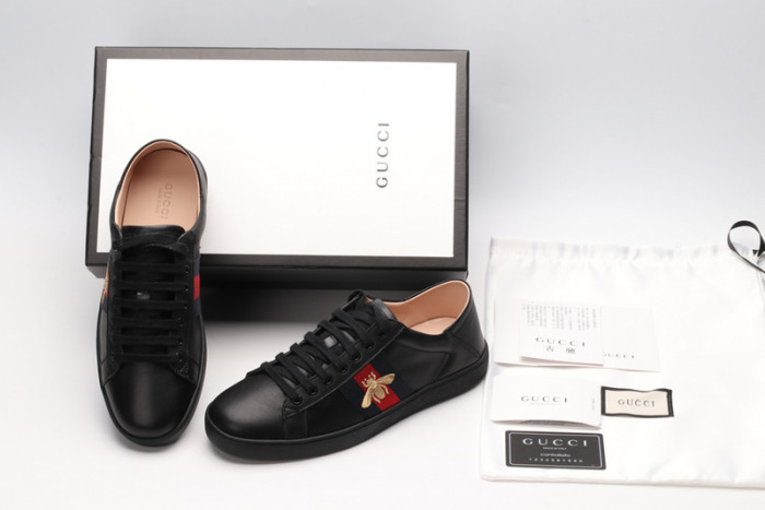 Gu66 Ace Embroidered Low-Top Sneaker