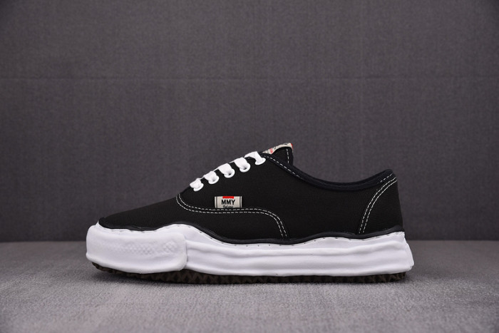 MAISON MIHARA YASUHIRO SNEAKER