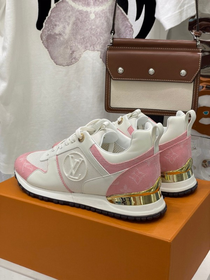 lou1su1tt Run Away Sneaker