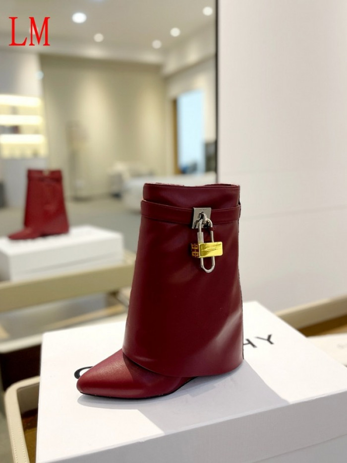 G1VENCHY BOOTS
