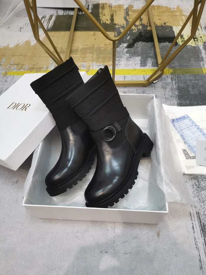 D10R Female boots