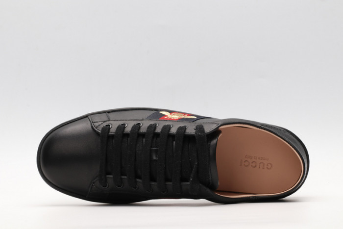 Gu66 Ace Embroidered Low-Top Sneaker