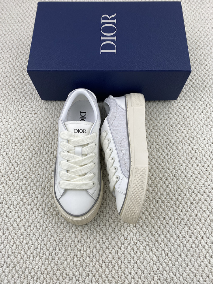 D10R B33 Sneaker