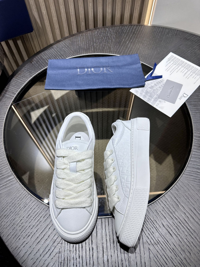 D10R B33 Sneaker