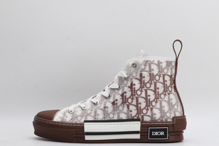 D10R B23 Oblique High Top Sneaker