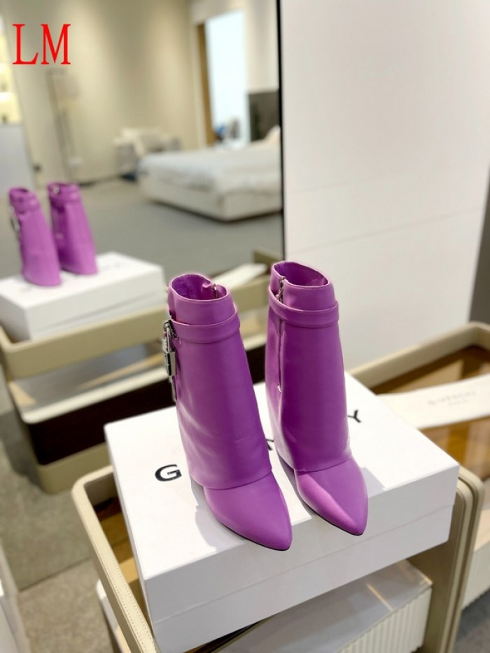 G1VENCHY BOOTS