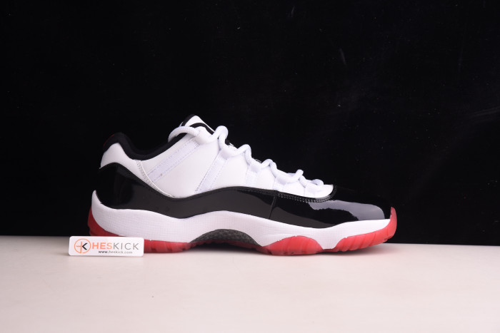 Air Jordan 11 Retro Low Concord Bred AV2187-160